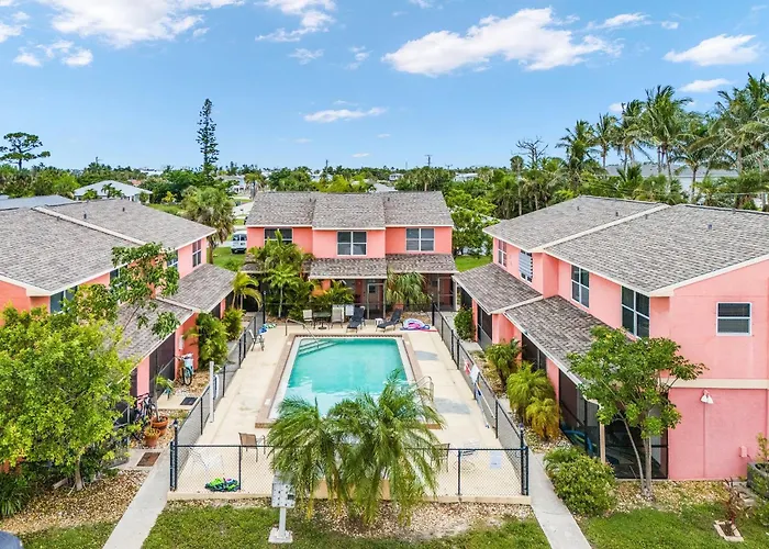 Tiki Retreat